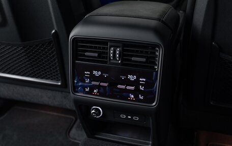 Porsche Cayenne III, 2025 год, 31 790 000 рублей, 27 фотография