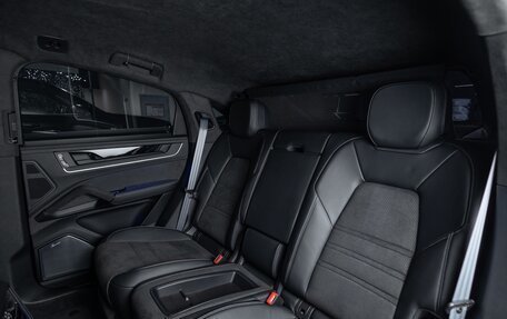 Porsche Cayenne III, 2025 год, 31 790 000 рублей, 28 фотография