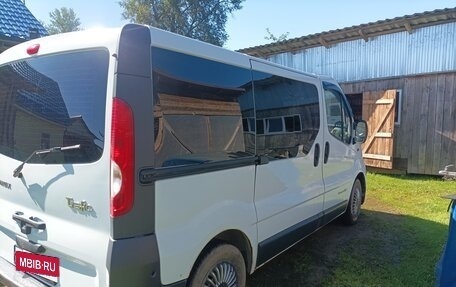 Renault Trafic, 2007 год, 1 000 000 рублей, 5 фотография