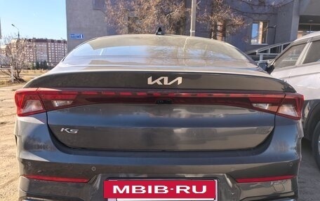 KIA K5, 2022 год, 3 120 000 рублей, 2 фотография