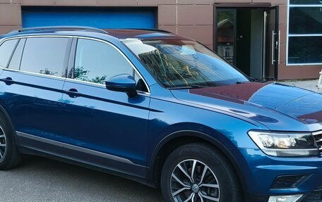 Volkswagen Tiguan II, 2019 год, 2 620 000 рублей, 6 фотография