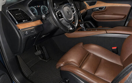 Volvo XC90 II рестайлинг, 2019 год, 4 150 000 рублей, 15 фотография