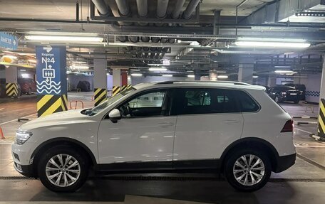 Volkswagen Tiguan II, 2019 год, 2 180 000 рублей, 3 фотография