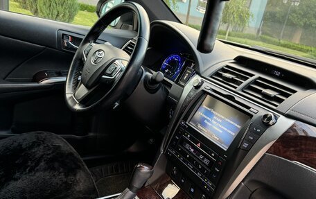 Toyota Camry, 2016 год, 2 630 000 рублей, 6 фотография