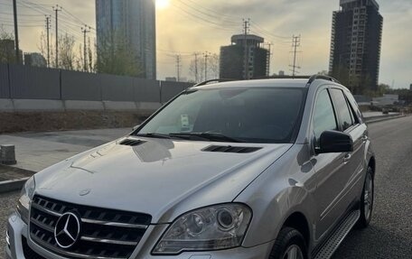 Mercedes-Benz M-Класс, 2010 год, 1 750 000 рублей, 3 фотография