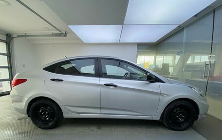 Hyundai Solaris II рестайлинг, 2012 год, 910 000 рублей, 4 фотография