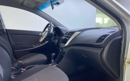 Hyundai Solaris II рестайлинг, 2012 год, 910 000 рублей, 11 фотография