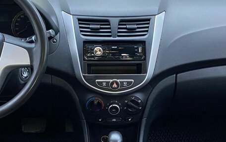 Hyundai Solaris II рестайлинг, 2012 год, 910 000 рублей, 15 фотография