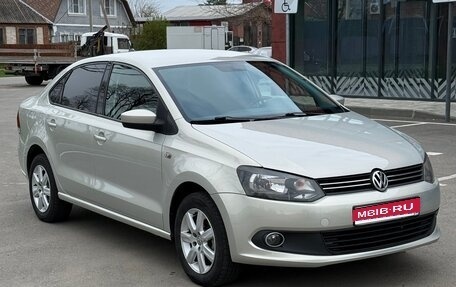 Volkswagen Polo VI (EU Market), 2012 год, 750 000 рублей, 1 фотография