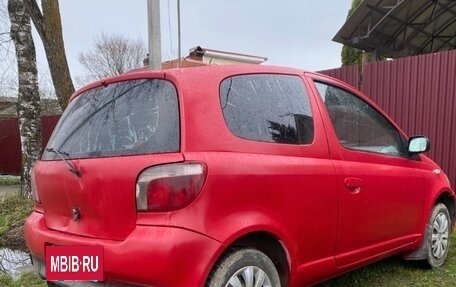 Toyota Yaris I рестайлинг, 2002 год, 175 000 рублей, 2 фотография