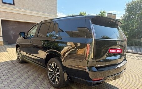 Cadillac Escalade V, 2022 год, 9 500 000 рублей, 5 фотография