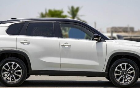 Suzuki Grand Vitara, 2023 год, 2 180 000 рублей, 7 фотография