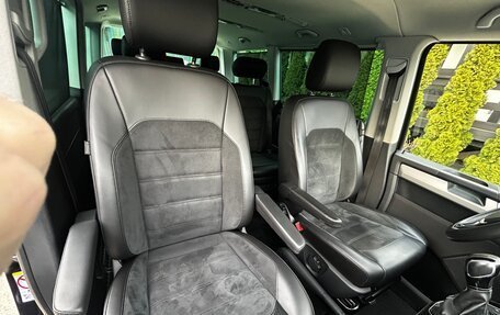 Volkswagen Multivan T6 рестайлинг, 2019 год, 5 100 000 рублей, 13 фотография