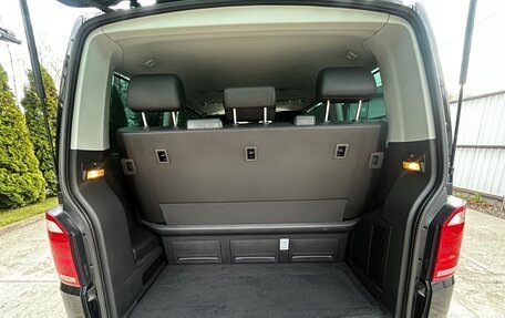 Volkswagen Multivan T6 рестайлинг, 2019 год, 5 100 000 рублей, 21 фотография