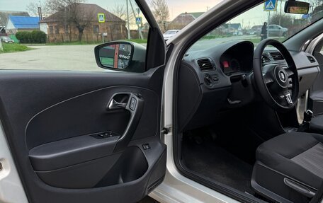 Volkswagen Polo VI (EU Market), 2012 год, 750 000 рублей, 17 фотография