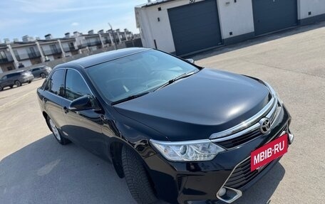 Toyota Camry, 2015 год, 1 898 000 рублей, 3 фотография