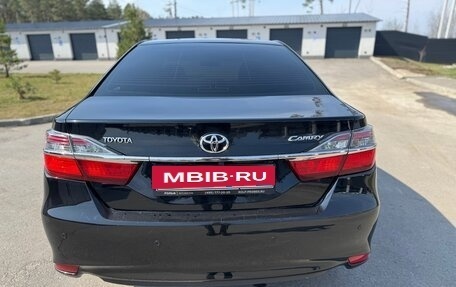 Toyota Camry, 2015 год, 1 898 000 рублей, 4 фотография
