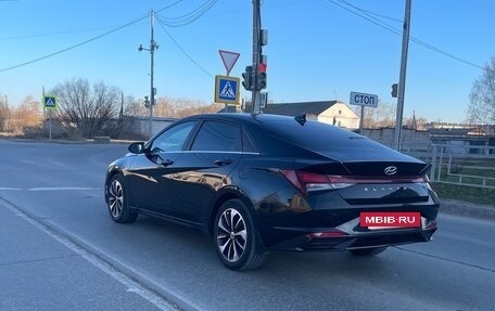 Hyundai Elantra, 2021 год, 1 850 000 рублей, 3 фотография