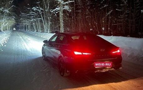 Hyundai Elantra, 2021 год, 1 850 000 рублей, 5 фотография