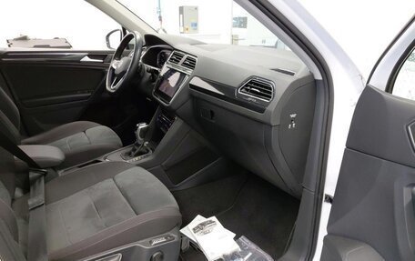 Volkswagen Tiguan II, 2021 год, 2 750 000 рублей, 6 фотография