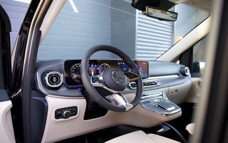 Mercedes-Benz V-Класс, 2025 год, 13 990 000 рублей, 9 фотография