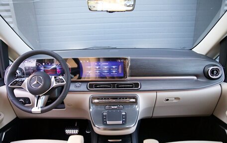 Mercedes-Benz V-Класс, 2025 год, 13 990 000 рублей, 10 фотография