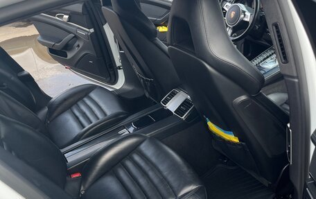 Porsche Panamera II рестайлинг, 2012 год, 3 000 000 рублей, 14 фотография