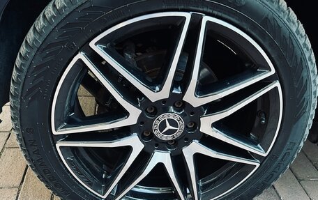 Mercedes-Benz V-Класс, 2018 год, 6 000 000 рублей, 15 фотография