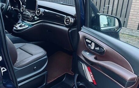 Mercedes-Benz V-Класс, 2018 год, 6 000 000 рублей, 14 фотография