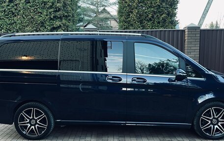 Mercedes-Benz V-Класс, 2018 год, 6 000 000 рублей, 18 фотография