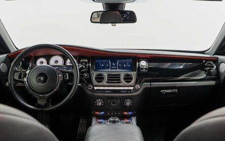 Rolls-Royce Wraith, 2018 год, 22 990 000 рублей, 16 фотография