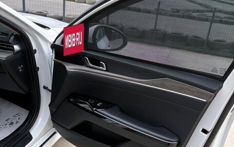 KIA K5, 2020 год, 2 500 000 рублей, 15 фотография