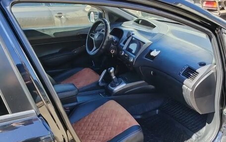 Honda Civic VIII, 2010 год, 800 000 рублей, 3 фотография