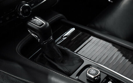 Volvo XC90 II рестайлинг, 2017 год, 3 095 000 рублей, 12 фотография