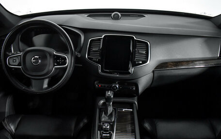 Volvo XC90 II рестайлинг, 2017 год, 3 095 000 рублей, 18 фотография
