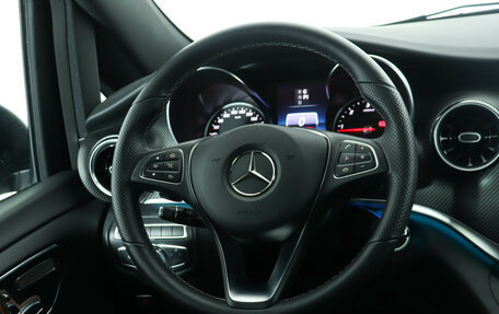 Mercedes-Benz V-Класс, 2023 год, 9 800 000 рублей, 15 фотография