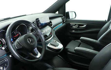 Mercedes-Benz V-Класс, 2023 год, 9 800 000 рублей, 13 фотография