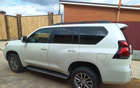 Toyota Land Cruiser Prado 150 рестайлинг 2, 2019 год, 5 500 000 рублей, 11 фотография