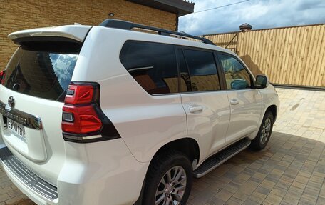 Toyota Land Cruiser Prado 150 рестайлинг 2, 2019 год, 5 500 000 рублей, 12 фотография