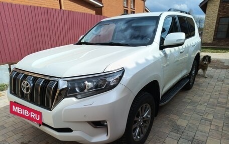 Toyota Land Cruiser Prado 150 рестайлинг 2, 2019 год, 5 500 000 рублей, 9 фотография
