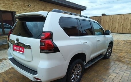 Toyota Land Cruiser Prado 150 рестайлинг 2, 2019 год, 5 500 000 рублей, 13 фотография