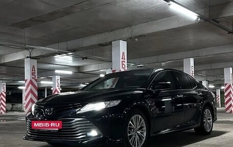 Toyota Camry, 2019 год, 3 500 000 рублей, 3 фотография