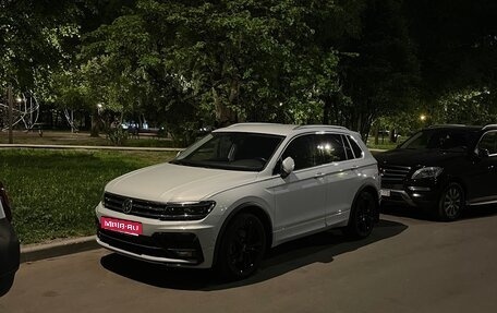 Volkswagen Tiguan II, 2019 год, 3 599 000 рублей, 1 фотография
