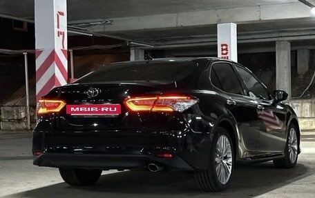 Toyota Camry, 2019 год, 3 500 000 рублей, 5 фотография
