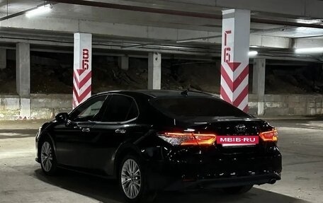 Toyota Camry, 2019 год, 3 500 000 рублей, 6 фотография