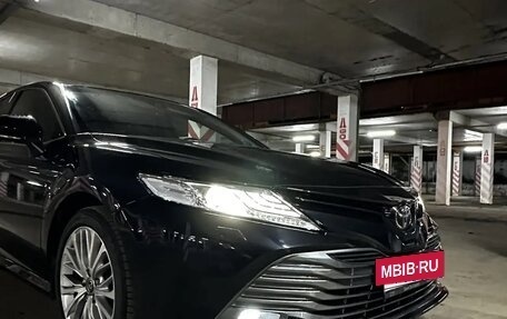 Toyota Camry, 2019 год, 3 500 000 рублей, 9 фотография