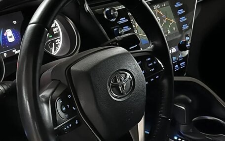 Toyota Camry, 2019 год, 3 500 000 рублей, 16 фотография