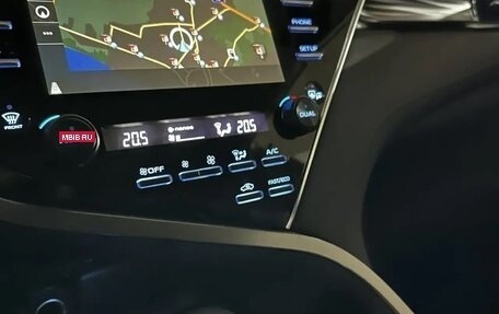 Toyota Camry, 2019 год, 3 500 000 рублей, 13 фотография