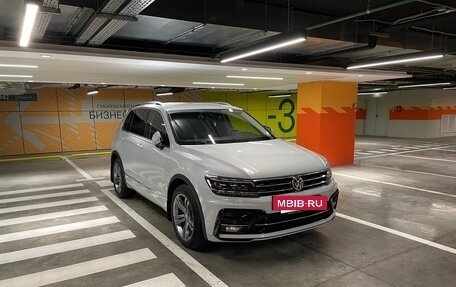 Volkswagen Tiguan II, 2019 год, 3 599 000 рублей, 13 фотография