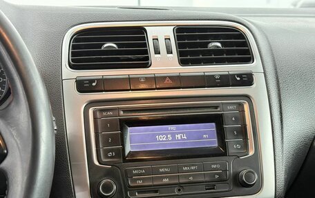 Volkswagen Polo VI (EU Market), 2013 год, 900 000 рублей, 15 фотография